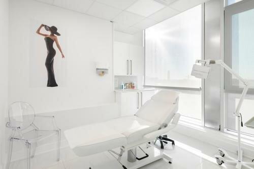 Distill Laser Clinic Oakville