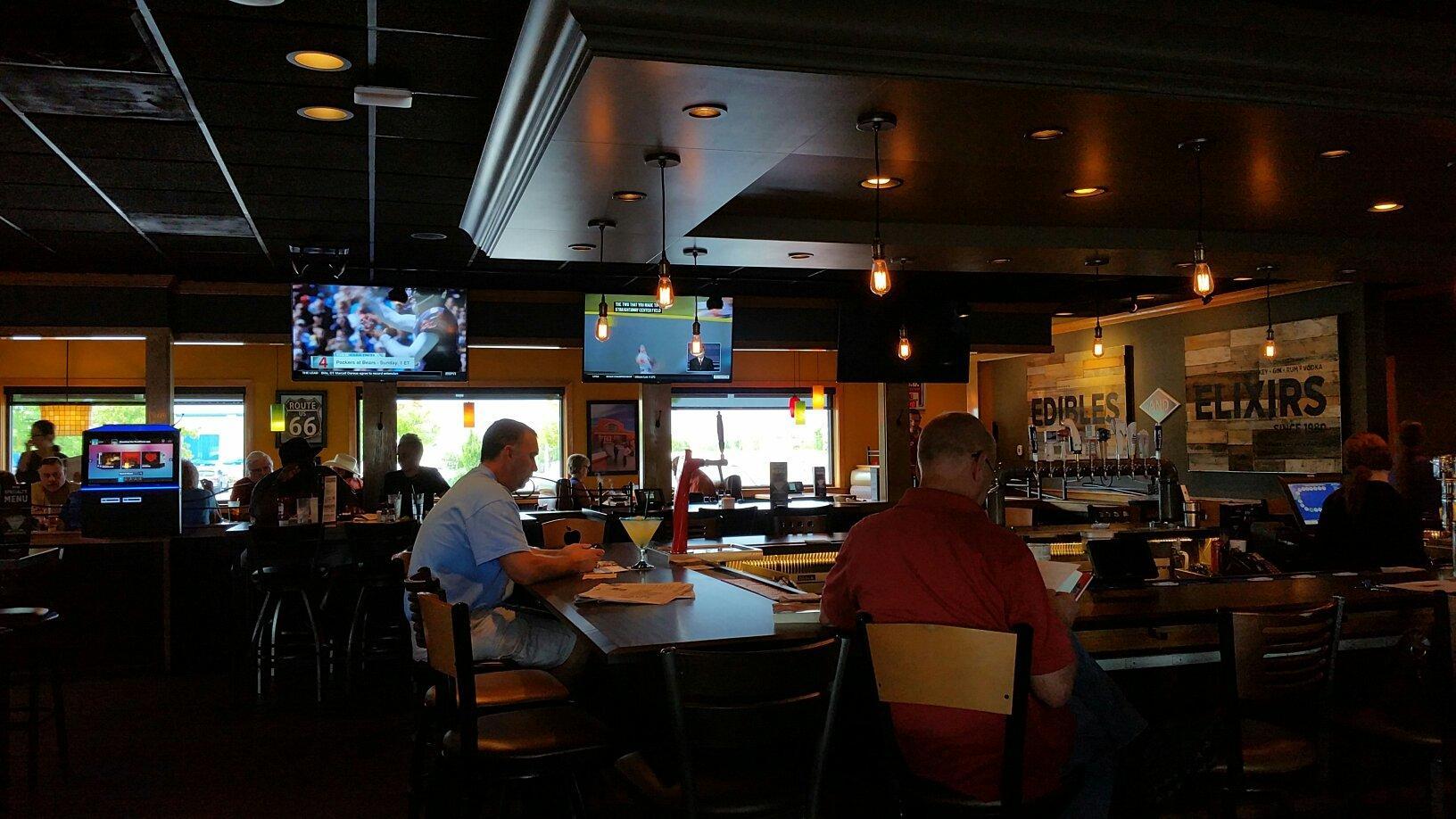 Applebee's Grill + Bar