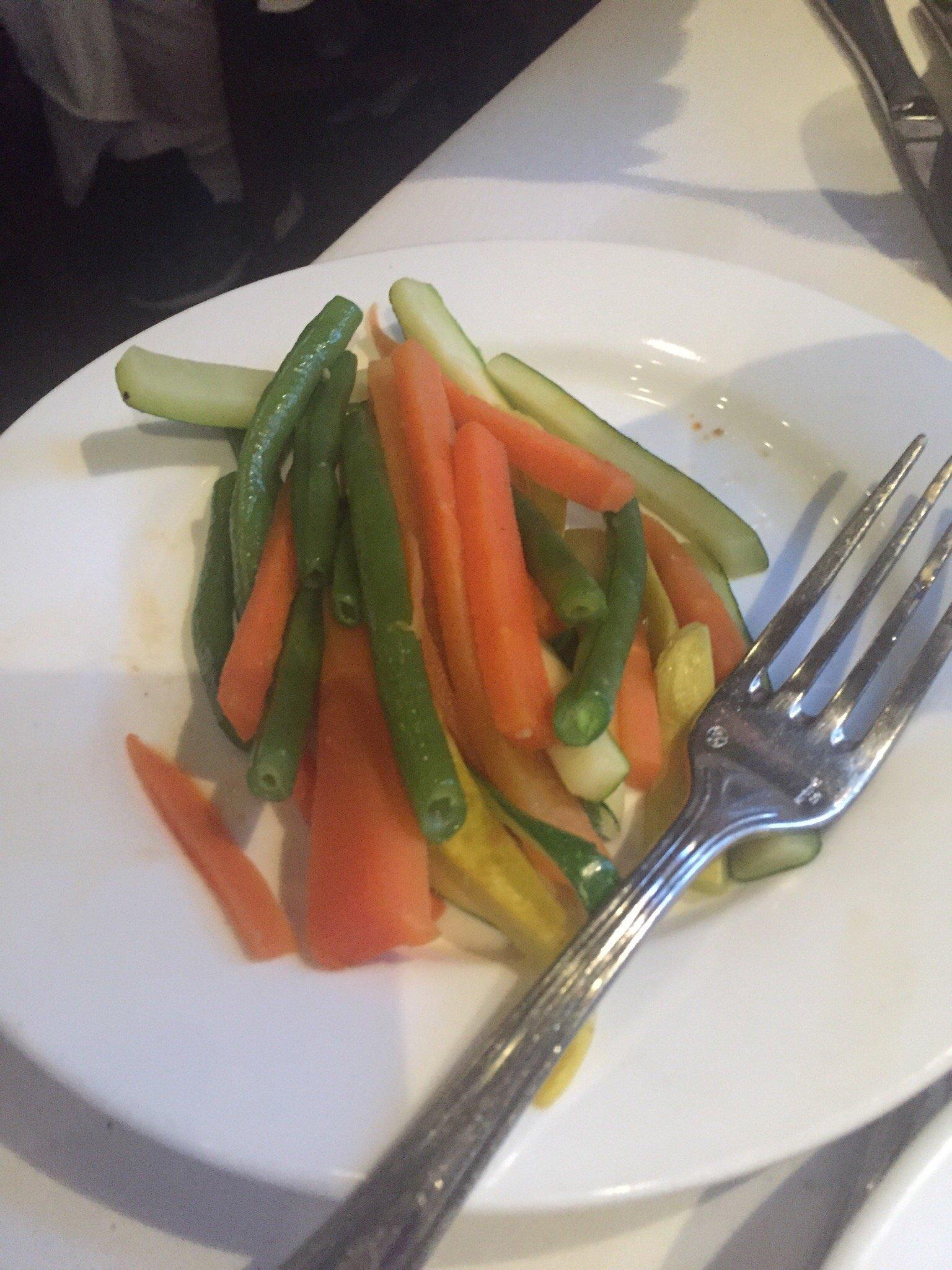 Photo by robcurtross