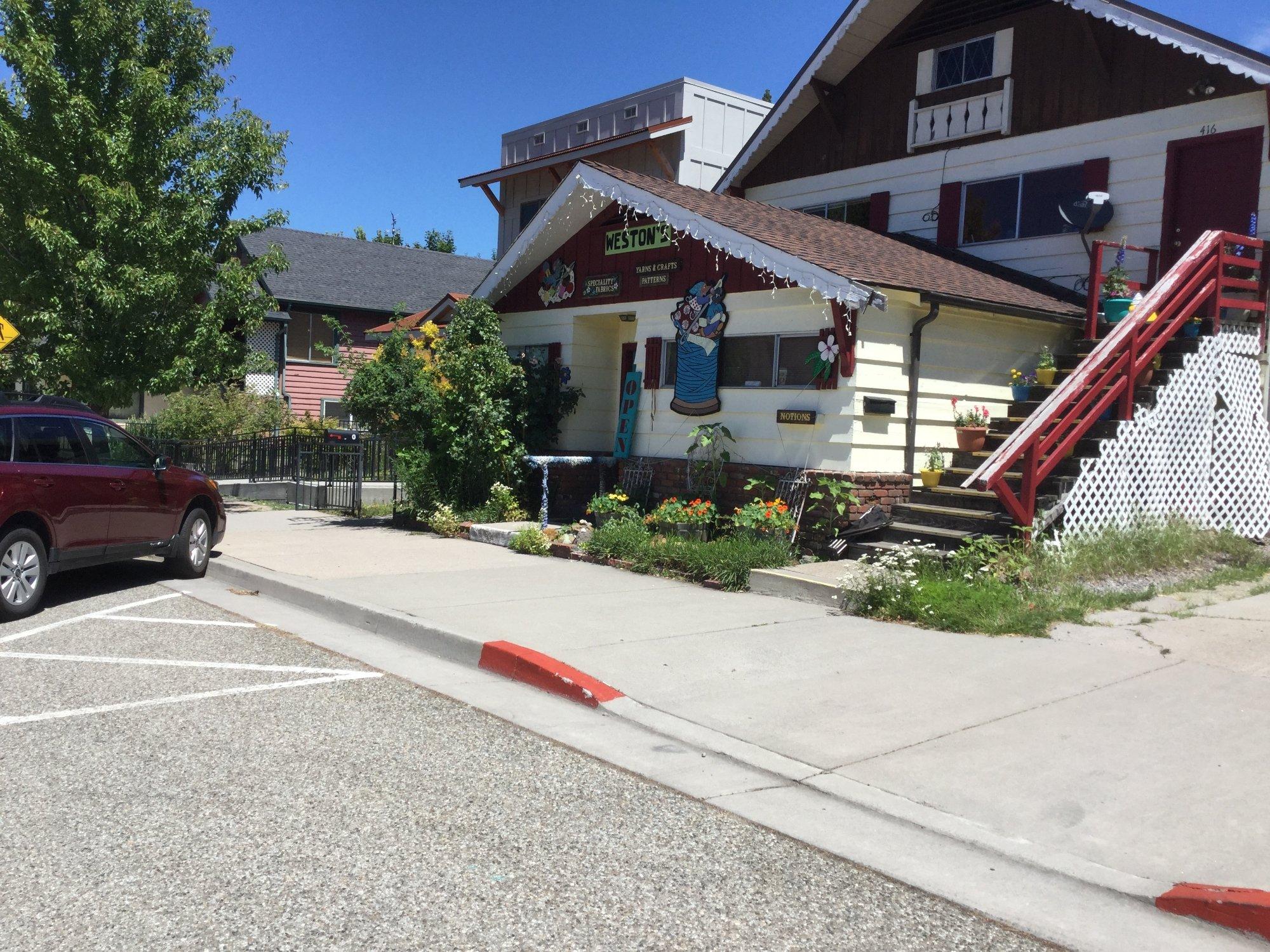 Weston's Qulting and Fabric Arts