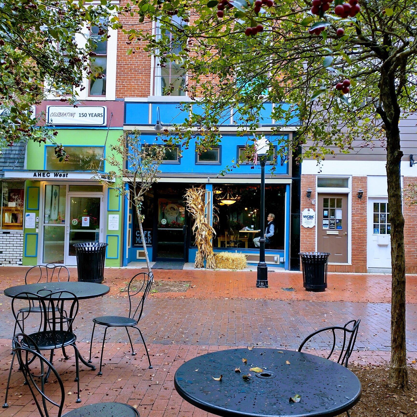 Photo by KeepLifeSimpleAllan