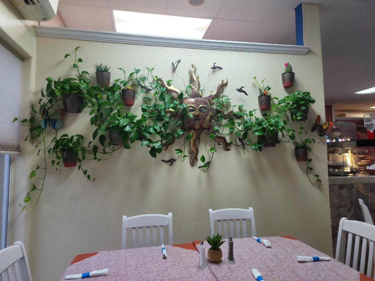 Photo by Foodie-Traveler-Adve