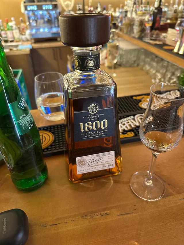 Tequila Residence Retail & Relaxation, 2 Улица Кракра, София, 1504, BG ...