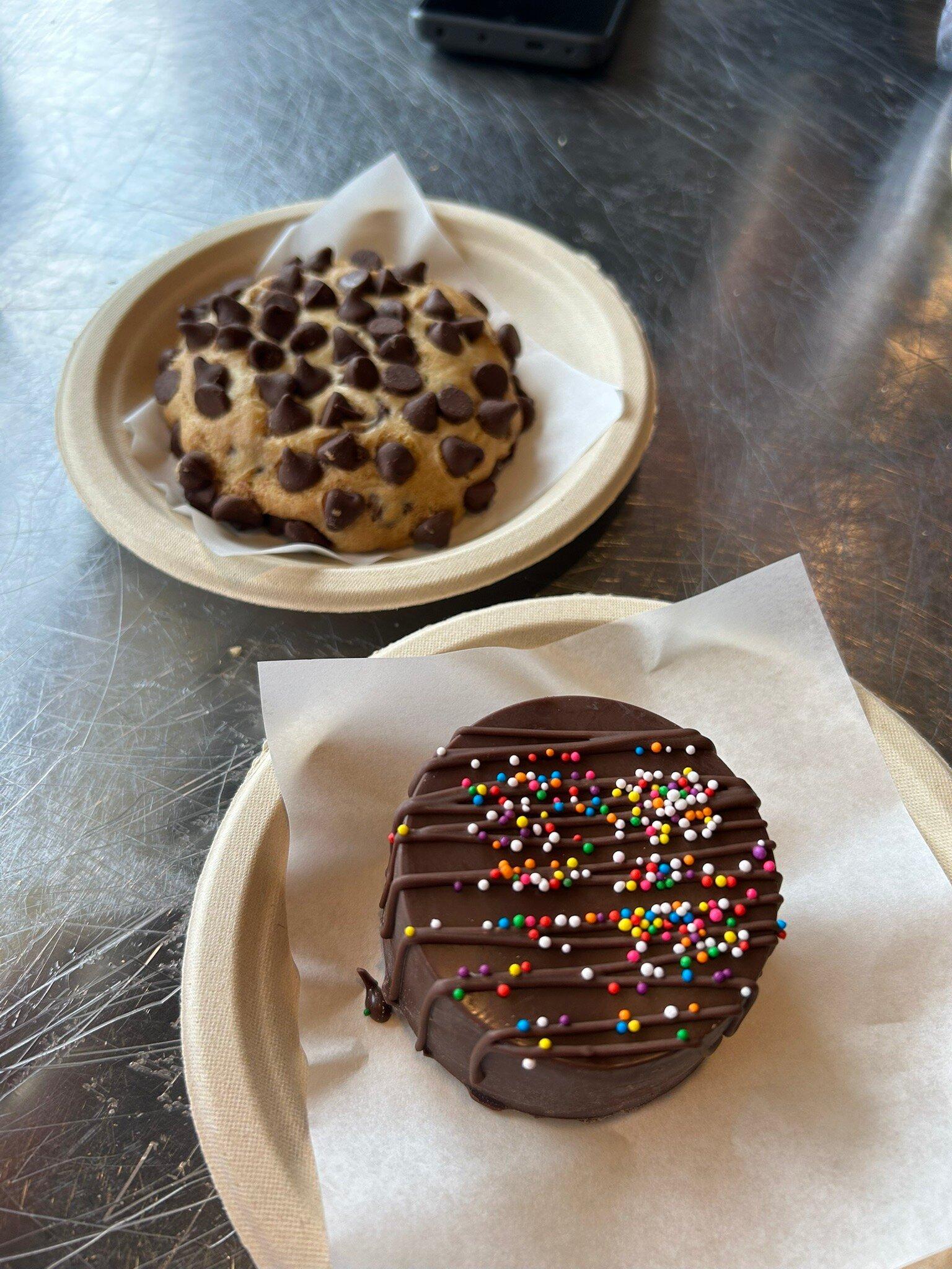 Dora's Backery and Bistro