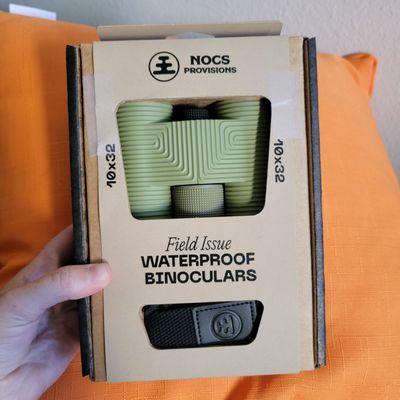 Beautiful Field Issue nocs 10x32 binoculars