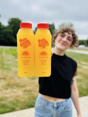 Orange Avocado Juicery