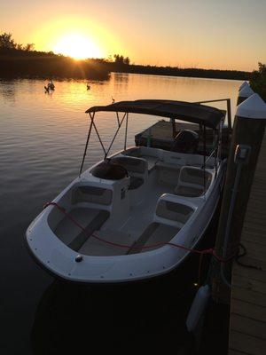 2016 18' Bayliner Open Bow / Seats - 9