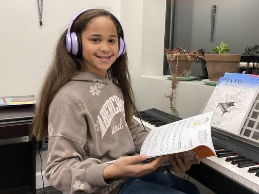 Making piano feel easy!