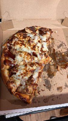 BBQ chicken pizza