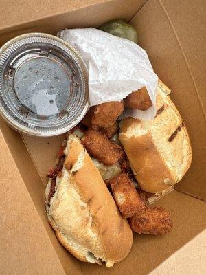 Canadian French dip with tater tots