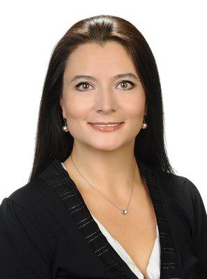 Julia Gulden Dagistanli - The Agency Rutherford