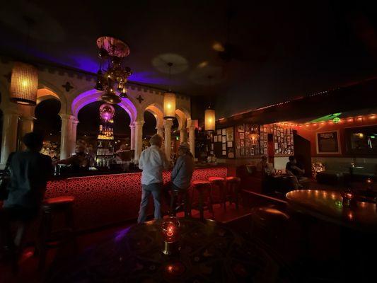 Love the bar and lighting it's a cool vibe