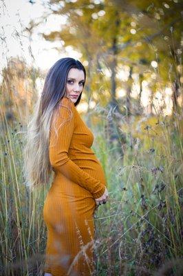 maternity photography by Sun Fox Studios