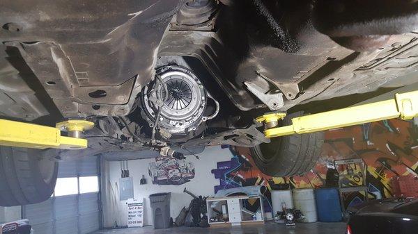 Spacious, clean, and fully equipped Gearhead Garage!