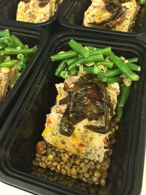 All natural Turkey quinoa meatloaf, sherry rosemary lentils and sautéed french green beans with almonds and shallots!!