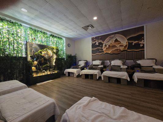 YU ZU Foot & Body Massage