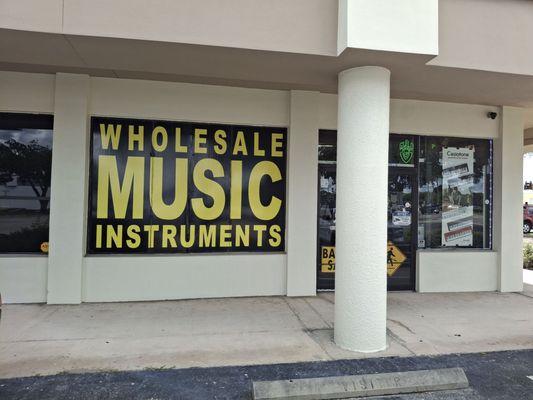 Wholesale Music Instruments