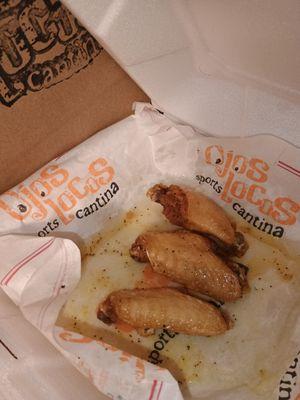 Ojos Locos Sports Cantina