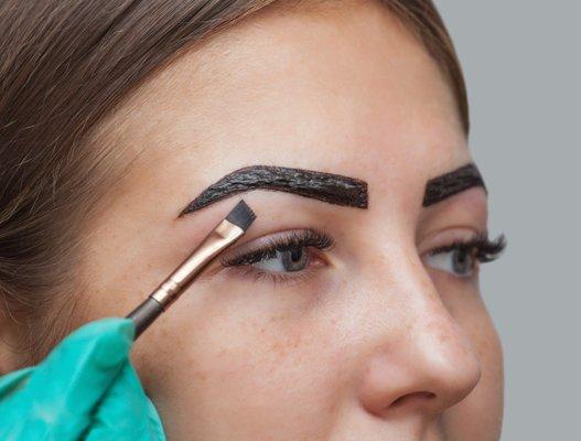 Now offering brow tint and Henna Brows!