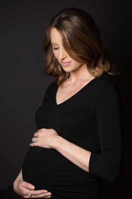 maternity photography by Sun Fox Studios