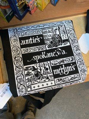 Merlyn's Comics And Games