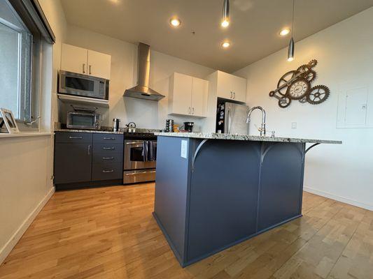Kitchen Cabinet paint refinish