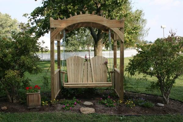 Adirondack Swing & Arbor