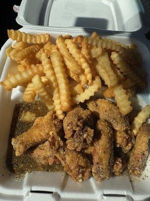 ATL Deli V Wings