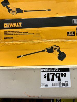 Portable power sprayer