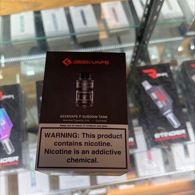 Hollywood Smokes & Vapes