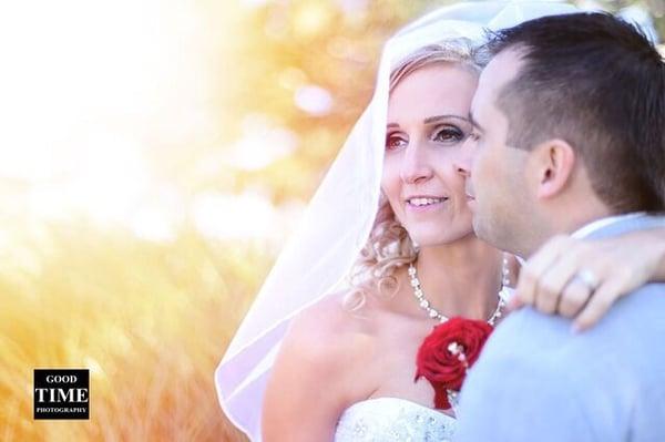 Wedding couple in colour http://goodtimephotographychicago.com