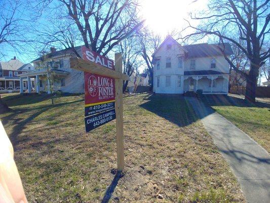 N Division St Listing