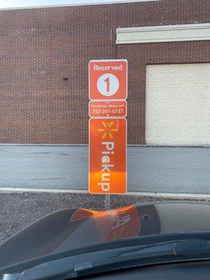 Curbside pickup parking