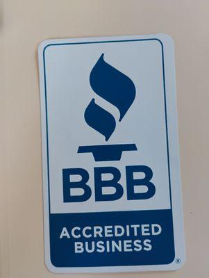 BBB 
ACCREDITED BUSINESS
