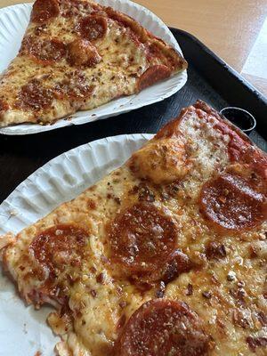 Pepperoni Two Pizza Slices & Drinkpizza