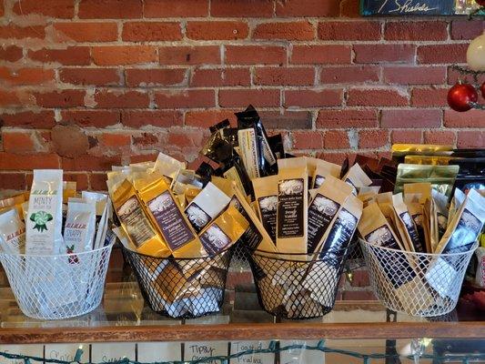 Individual pouches of our delicious coffee