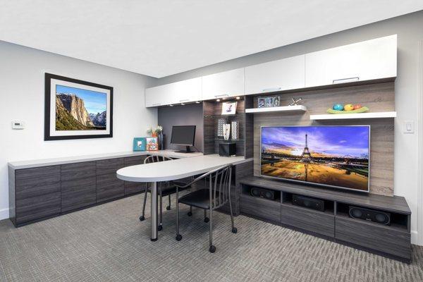 Valet Custom Cabinets & Closets