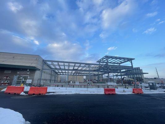 Market Basket is expanding the building to have a new liquor store Market Basket liquor store