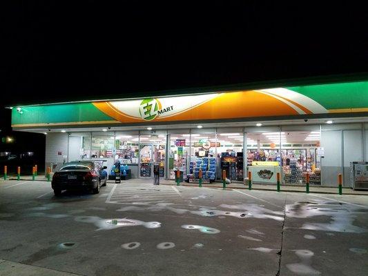 E-Z Mart