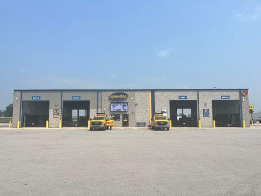 Speedco Truck Lube and Tires