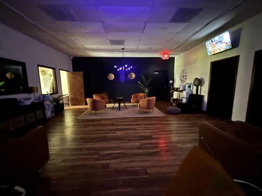 EST 1849 Blades & Beards Styles & Shears