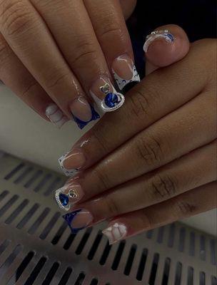 The nails she did on meee