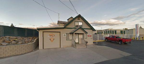 U-Haul Neighborhood Dealer