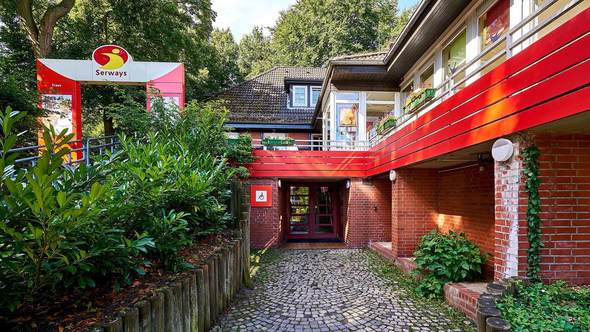 Serways Raststätte Trave