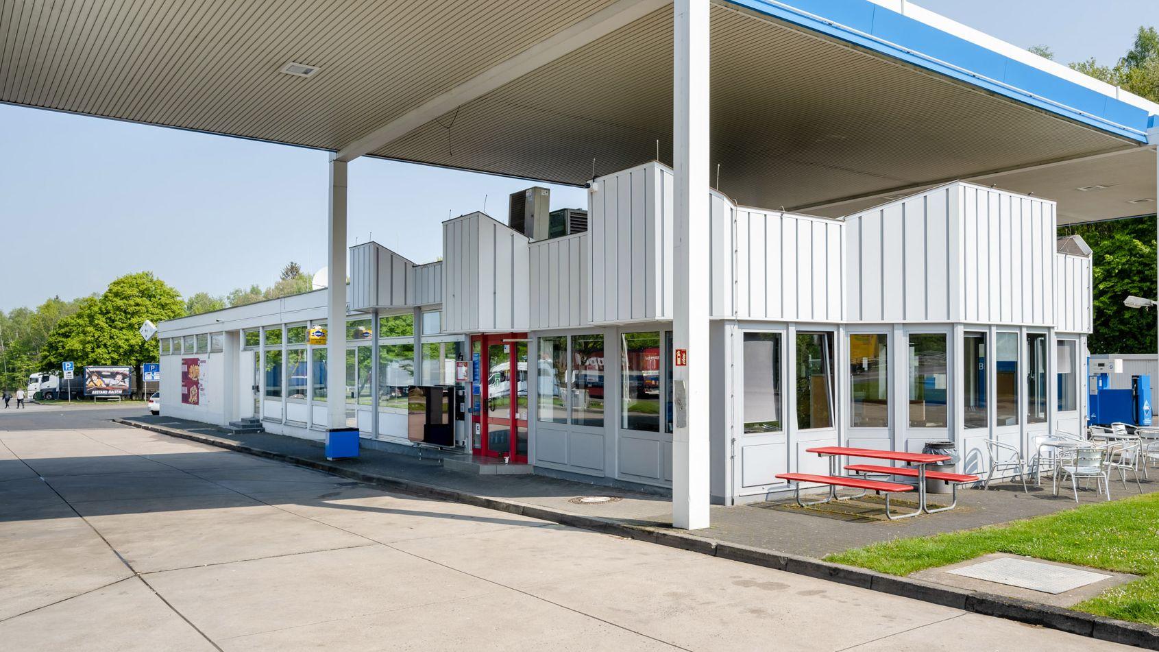 Serways Raststätte Mosel West