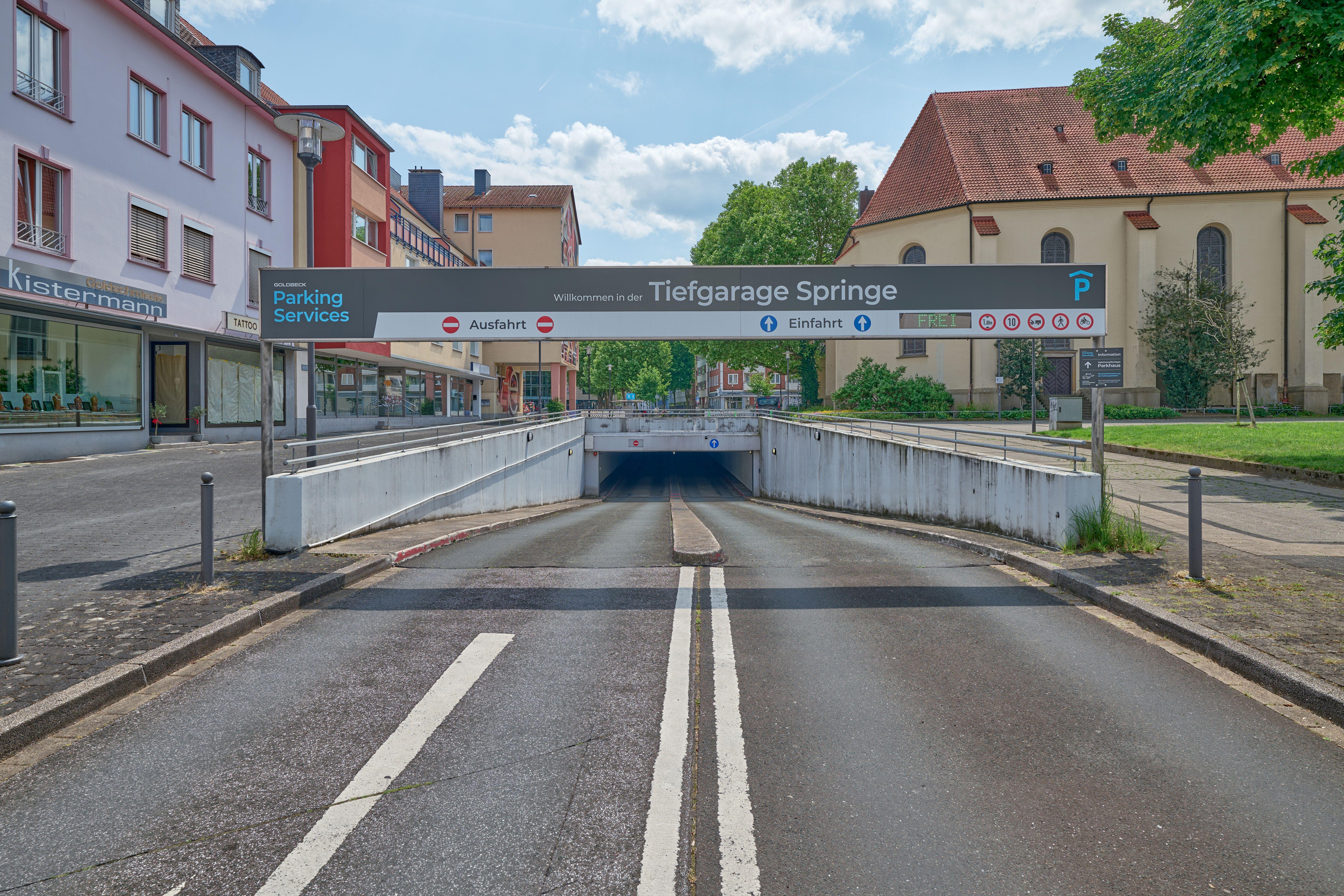 Goldbeck Parking Springe CineStar
