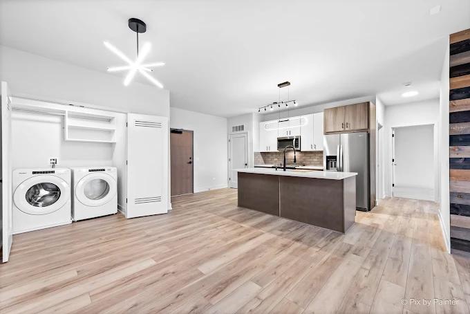 Liberty Square Flats Apartments