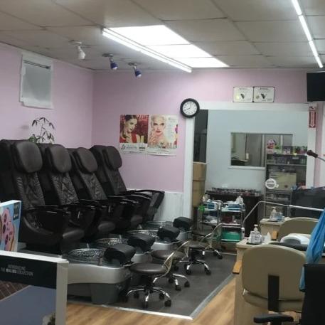 Gratify U Nails Spa