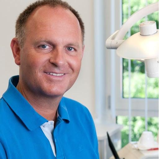 Roland Wagner Zahnarztpraxis