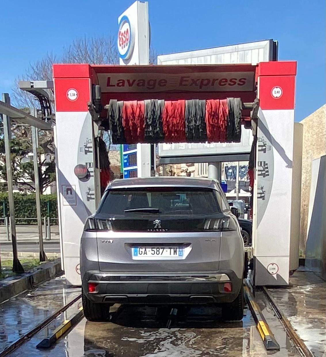 LAVAGE EXPRESS